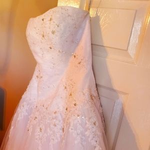 David's bridal wedding dress